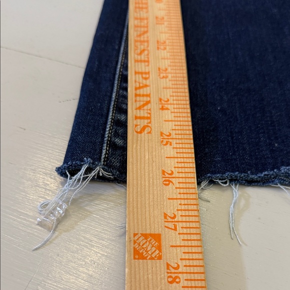 L' Agence Kendra Cropped Flare Jean - Lavelle Size 28 - Picture 8 of 11